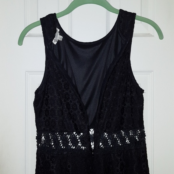 Dress - Picture 3 of 6